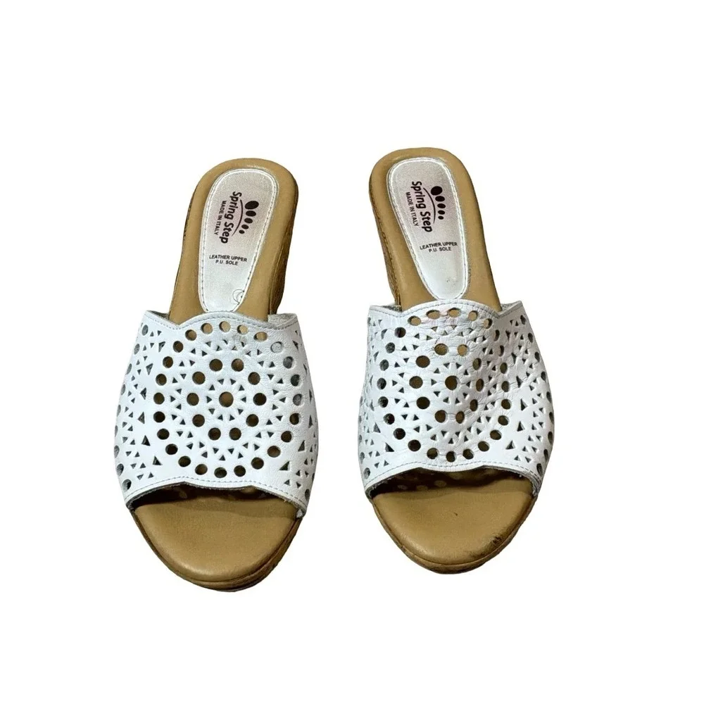 Spring Step White Leather Laser Cut Wedge Sandals Size 39 Made in Italy